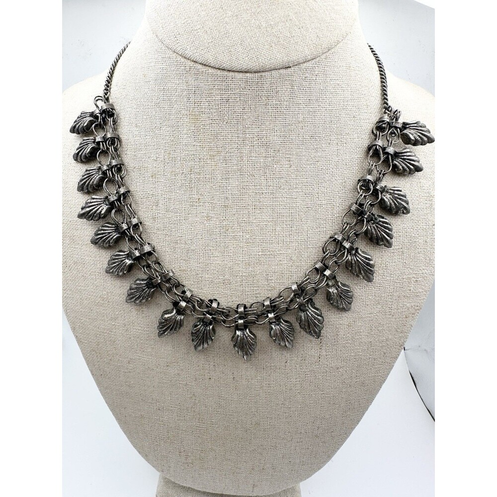 Vintage Leave Charm Bib Necklace Silver Tone 17.5”
